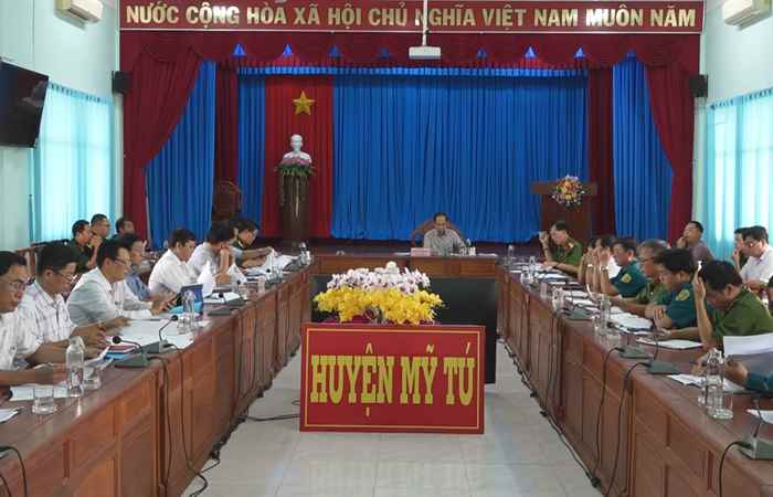 Mỹ Tú: Thông qua danh sách đề nghị khám sức khỏe năm 2023
