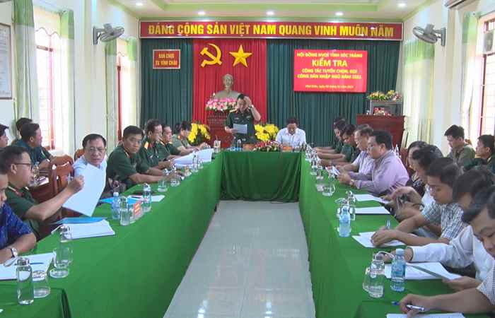 Hội đồng nghĩa vụ quân sự tỉnh Sóc Trăng kiểm tra công tác tuyển chọn gọi công dân nhập ngũ năm 2023 tại TX. Vĩnh Châu