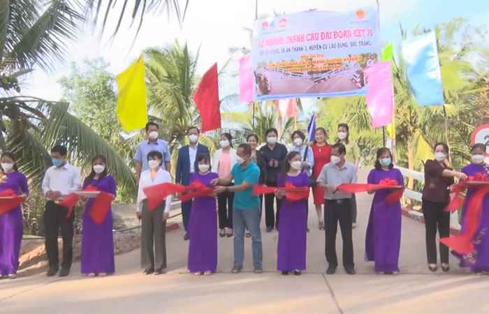 Khánh thành đưa vào sử dụng cầu Đại đoàn kết tại huyện Cù Lao Dung