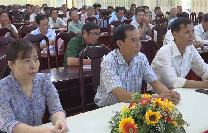 Mỹ Tú: Bồi dưỡng chính trị và nghiệp vụ cho cán bộ Hội Cựu chiến binh cơ sở