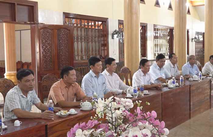 Huyện Trần Đề: Thăm, chúc Tết Chi hội Đoàn kết Sư sãi yêu nước nhân dịp Chôl-Chnăm-Thmây năm 2023