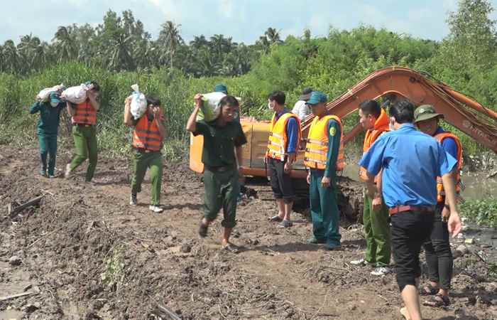Xã Long Phú diễn tập phòng, chống lụt bão năm 2022