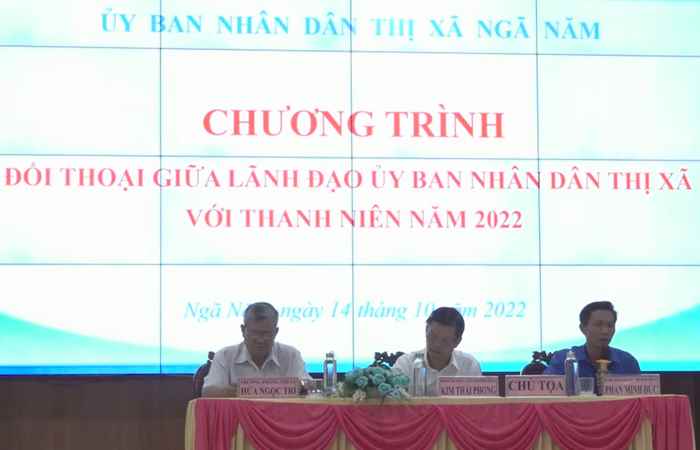 Ngã Năm: Đối thoại giữa lãnh đạo UBND Thị xã với Thanh niên