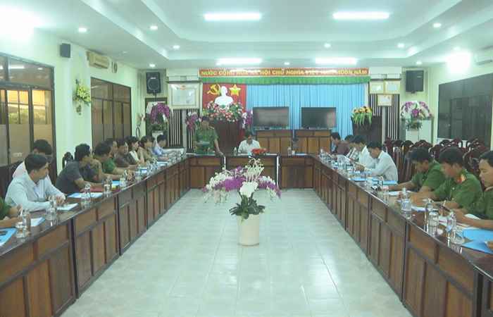 Mỹ Xuyên đã cài đặt gần 30.000 Tài khoản định danh điện tử mức 1 