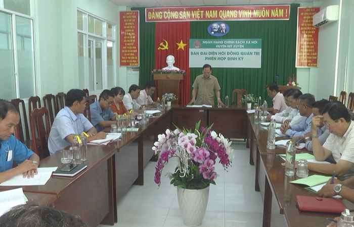 Mỹ Xuyên: Phòng Giao dịch Ngân hàng Chính sách xã hội huyện sơ kết quý II