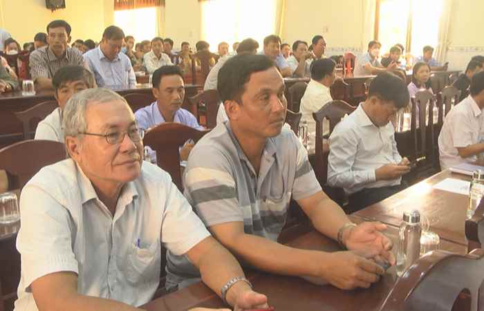 Myc Xuyên tập huấn hướng dẫn thực hiện các ứng dụng thanh toán điện tử