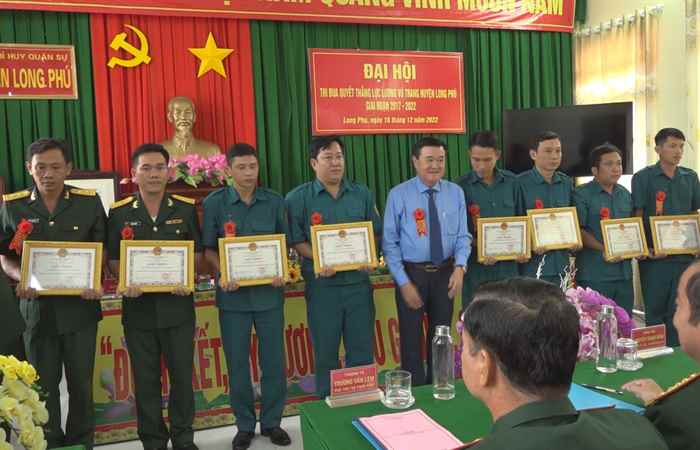 Đại hội thi đua quyết thắng lực lượng vũ trang huyện Long Phú