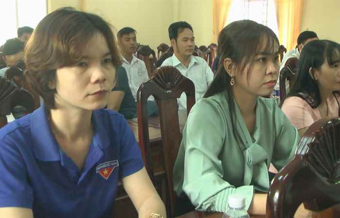 Mỹ Xuyên: Đại biểu HĐND tỉnh, huyện tiếp xúc cử tri xã Gia Hòa 2, Gia Hòa 1 