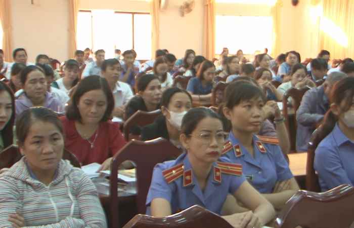 Long Phú: Triển khai quán triệt Chuyên đề năm 2024 học tập và làm Bác Hồ