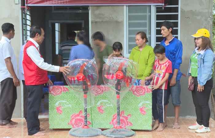  Kế Sách: Hội Chữ thập đỏ bàn giao Nhà tình thương cho hộ nghèo xã An Mỹ