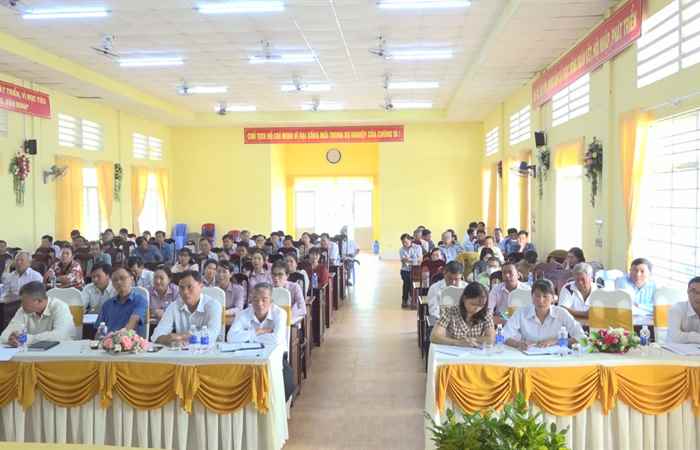 Thạnh Trị: Đại biểu HĐND 3 cấp tiếp xúc cử tri xã Châu Hưng