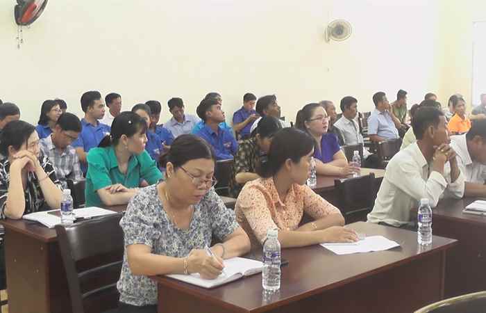 Thạnh Trị: Đối thoại giữa lãnh đạo huyện với nhân dân