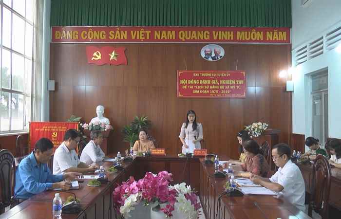 Hội đồng khoa học đánh giá, nghiệm thu kết quả Đề tài lịch sử Đảng bộ xã Mỹ Tú, giai đoạn 1975 - 2015
