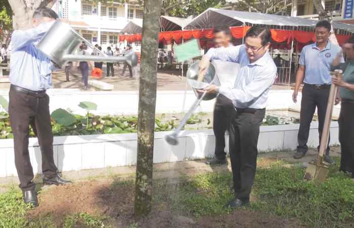 Huyện Châu Thành phát động phong trào "Trồng cây nhớ Bác"