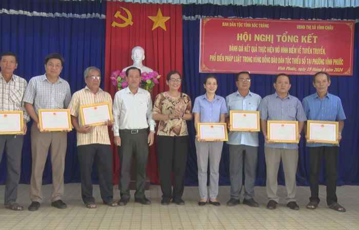 Vĩnh Châu: Tổng kết thực hiện mô hình điểm tuyên truyền, phổ biến pháp luật trong vùng đồng bào dân tộc thiểu số