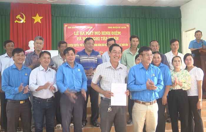 Mỹ Xuyên: Ra mắt mô hình điểm tuyên truyền, phổ biến pháp luật vùng đồng bào dân tộc thiểu số