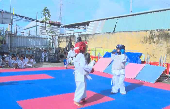Giao lưu các CLB võ thuật Taekwondo trên địa bàn TX.Vĩnh Châu 