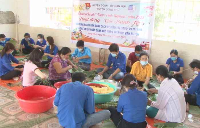 Sở KH&CN tỉnh Sóc Trăng tặng quà Tết tại huyện Long Phú  