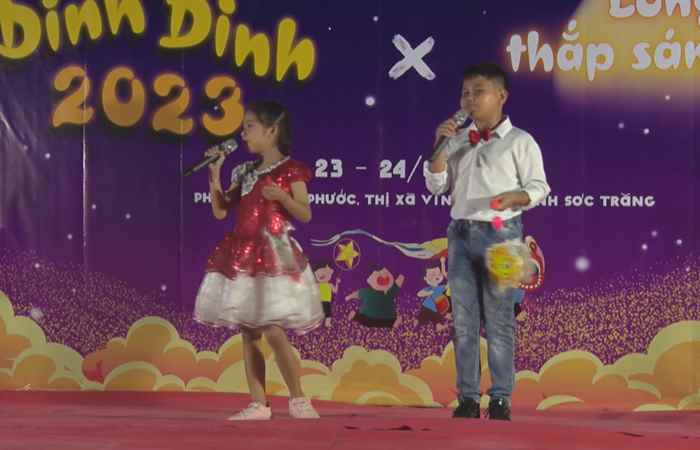 Thị đoàn Vĩnh Châu tổ chức Trung thu, tặng quà cho học sinh nghèo tại phường Vĩnh phước