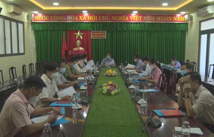 Hội đồng thi đua khen thưởng huyện Cù Lao Dung xét khen thưởng năm 2021