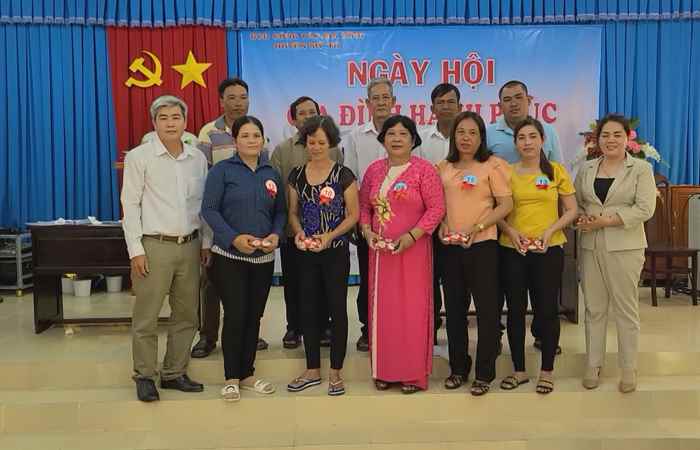 Ngày hội gia đình hạnh phúc huyện Mỹ Tú năm 2022