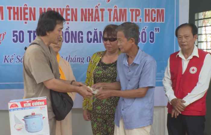Kế Sách bàn giao nhà tình thương cho hộ nghèo xã Ba Trinh