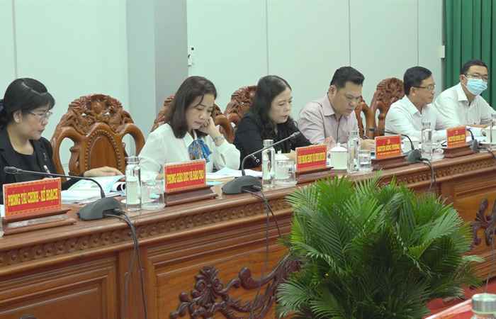 Ban Thường vụ Huyện ủy Long Phú sơ kết tháng 10 năm 2022