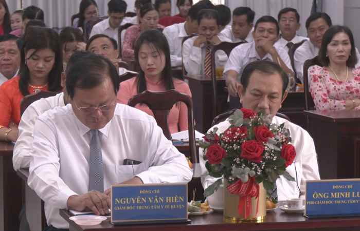 Cù Lao Dung họp mặt kỷ niệm 68 năm Ngày thầy thuốc Việt Nam