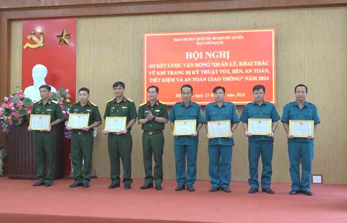 Ban Chỉ huy Quân sự huyện Mỹ Xuyên sơ kết đơn vị điểm cuộc vận động 50 năm 2024