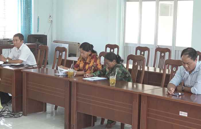 Tập huấn kỹ thuật nuôi ếch cho hộ dân tham gia Dự án 2 đa dạng hóa sinh kế