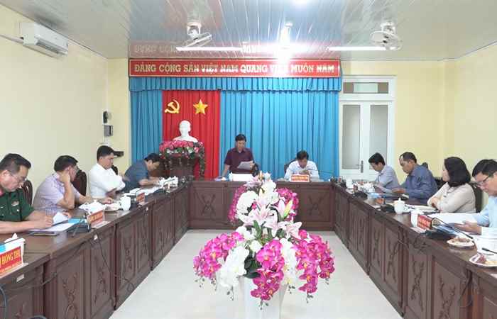 Trần Đề: Kiểm điểm tập thể, cá nhân Ban Thường vụ Huyện uỷ năm 2023