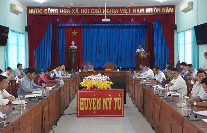 Huyện Mỹ Tú sơ kết công tác cải cách hành chính  