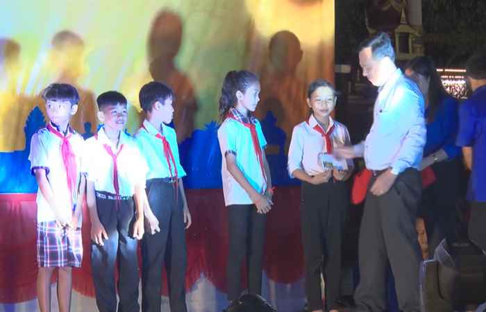 Tỉnh đoàn Sóc Trăng tổ chức Ngày hội tôi yêu tổ quốc tôi và Chương trình Văn nghệ mừng tết Chôl-Chnăm-Thmây năm 2023 tại TX. Vĩnh Châu