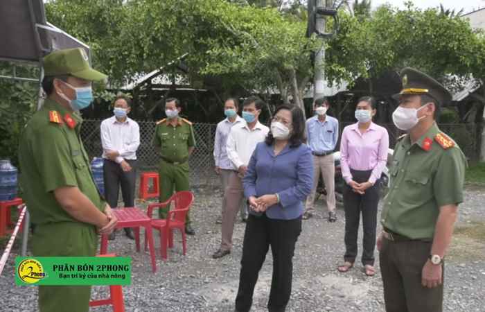 Tỉnh ủy Sóc Trăng kiểm tra các chốt kiểm soát dịch covid-19 tại huyện Kế Sách