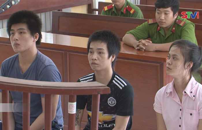 Tòa Án nhân dân tỉnh Sóc Trăng xét xử công khai vụ án mua bán chất ma túy. 