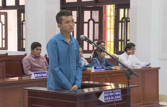 Tòa án nhân dân tỉnh Sóc Trăng  xét xử hình sự vụ án hiếp dâm