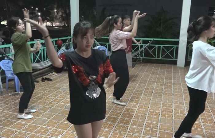 TP Sóc Trăng chuẩn bị cho Hội diễn nghệ thuật quần chúng và trình diễn thời trang Khmer 25-10-2019