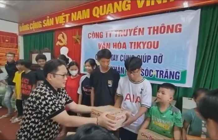 TP Sóc Trăng: Phường 2 trao quà cho trẻ em có hoàn cảnh khó khăn