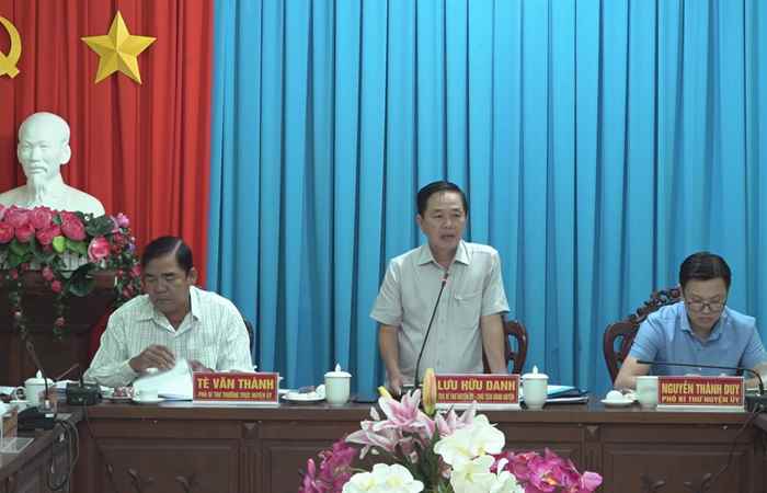 Trần Đề: Ban Thường vụ Huyện uỷ đánh giá kết quả thực hiện chỉ tiêu Nghị quyết năm 2022