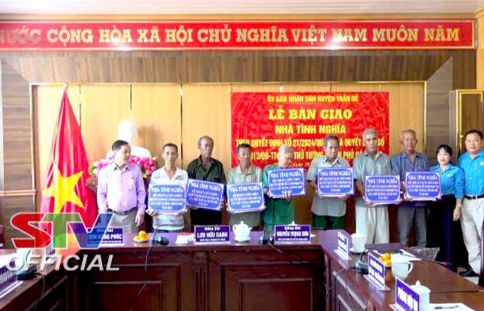 Trần Đề hoàn thành mục tiêu xóa nhà tạm, dột nát cho người có công  
 
 