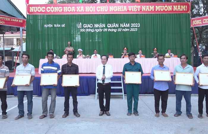 Trần Đề hoàn thành công tác giao - nhận quân 2023
