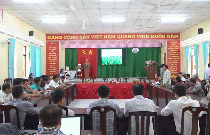 Trần Đề: Thu thập dữ liệu ban đầu thực hiện dự án “Hệ thống nông nghiệp chống chịu với biến đổi khí hậu vùng Đồng bằng sông Cửu Long”