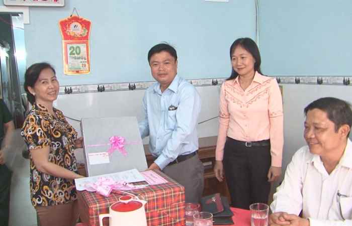 Trang tin địa phương  (25-10-2020)