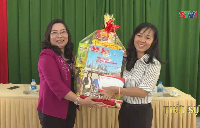 Trưởng Ban dân vận Tỉnh ủy Sóc Trăng chúc tết  