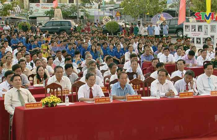 Tường thuật lễ Mit tinh kỷ niệm 42 ngày giải phóng Miền Nam thống nhất đất nước 30/04/1975 - 30/04/2017