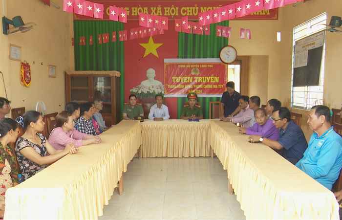 Long Phú: Tuyên truyền pháp luật phòng, chống ma tuý cho người dân xã Tân Hưng