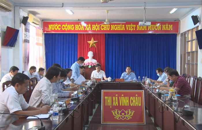 Vĩnh Châu làm việc với các nhà đầu tư điện gió trên địa bàn Thị xã
