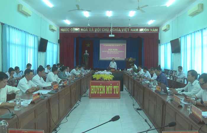 UBND huyện Mỹ Tú sơ kết tình hình kinh tế - xã hội tháng 11 năm 2023