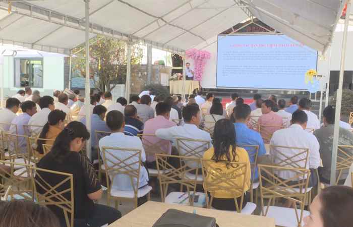  Ban Dân tộc tỉnh phổ biến giáo dục pháp luật, tuyên truyền, vận động đồng bào dân tộc thiểu số tại thị xã Vĩnh Châu