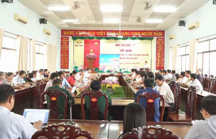 Vĩnh Châu tập huấn công tác bảo vệ nền tảng tư tưởng của Đảng